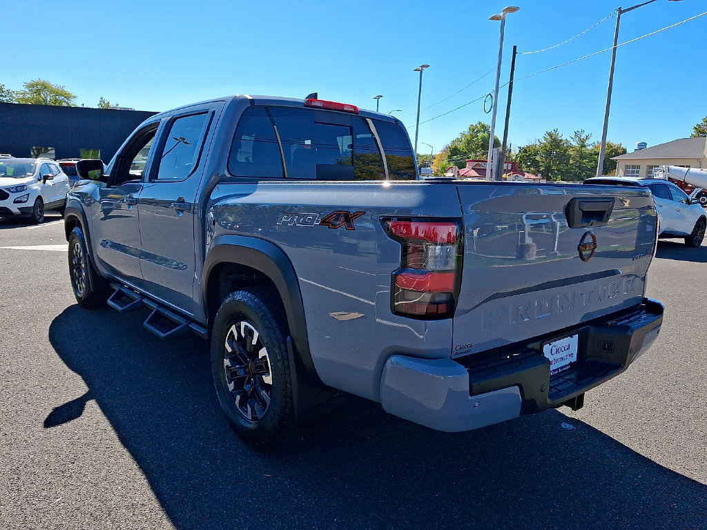Used 2023 Nissan Frontier PRO-4X w/ Pro Convenience Package AWD/4WD image 4