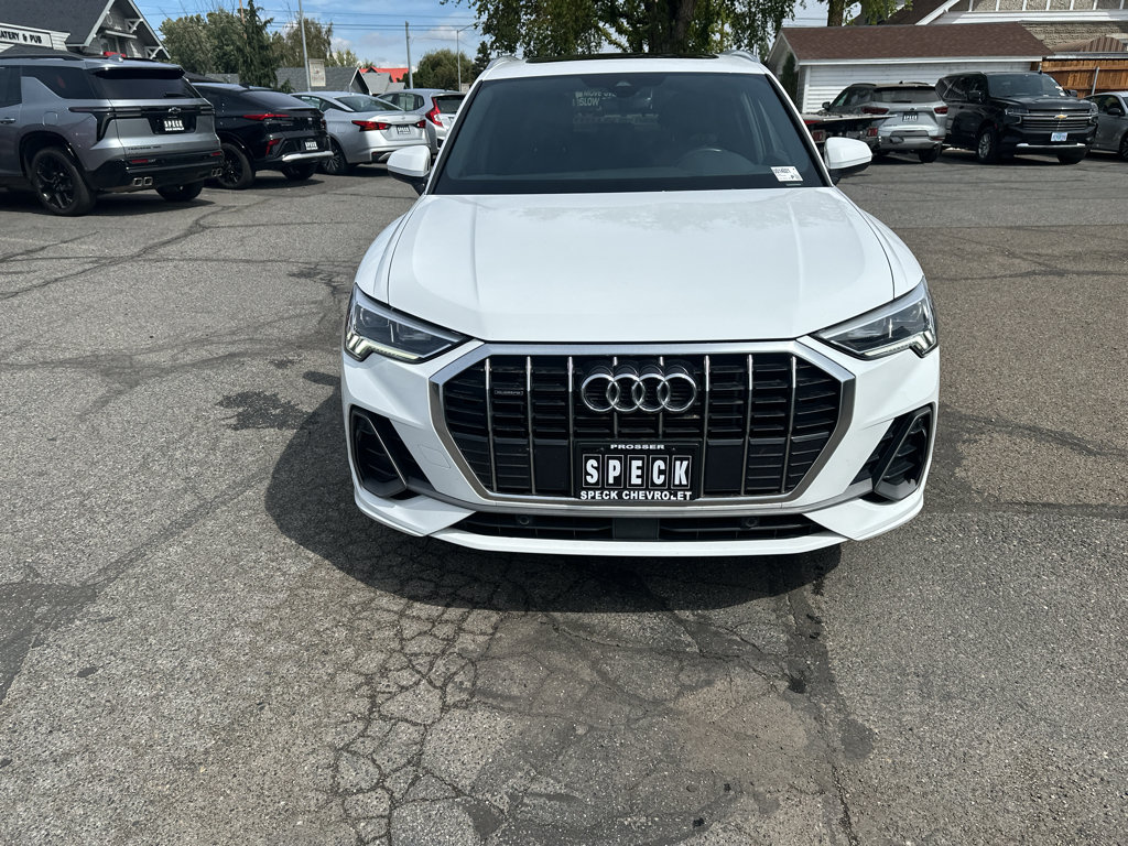 Used 2025 Audi Q3 2.0T Premium AWD/4WD image 9