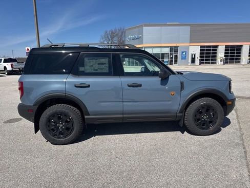 New 2026 Ford Bronco Sport Badlands AWD/4WD image 2