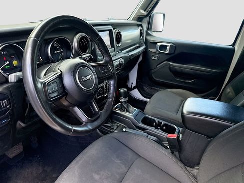 Used 2023 Jeep Wrangler Unlimited w/ Cold Weather Group image 25