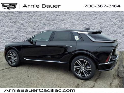 New 2026 Cadillac Lyriq Luxury w/ LPO, Floor Liner Package image 8