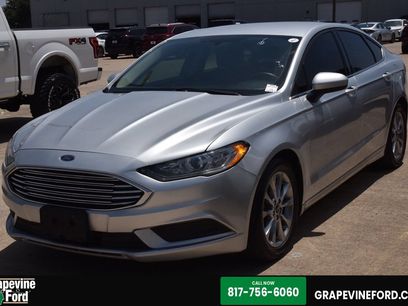 Used 2017 Ford Fusion SE w/ Fusion SE Technology Package