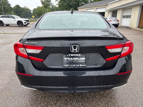 Used 2019 Honda Accord LX image 5
