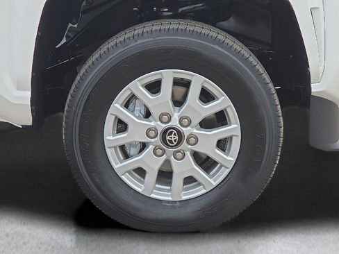 Used 2026 Toyota Tacoma SR AWD/4WD image 11