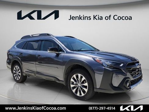 Used 2025 Subaru Outback Limited w/ Popular Package #2 AWD/4WD image 1
