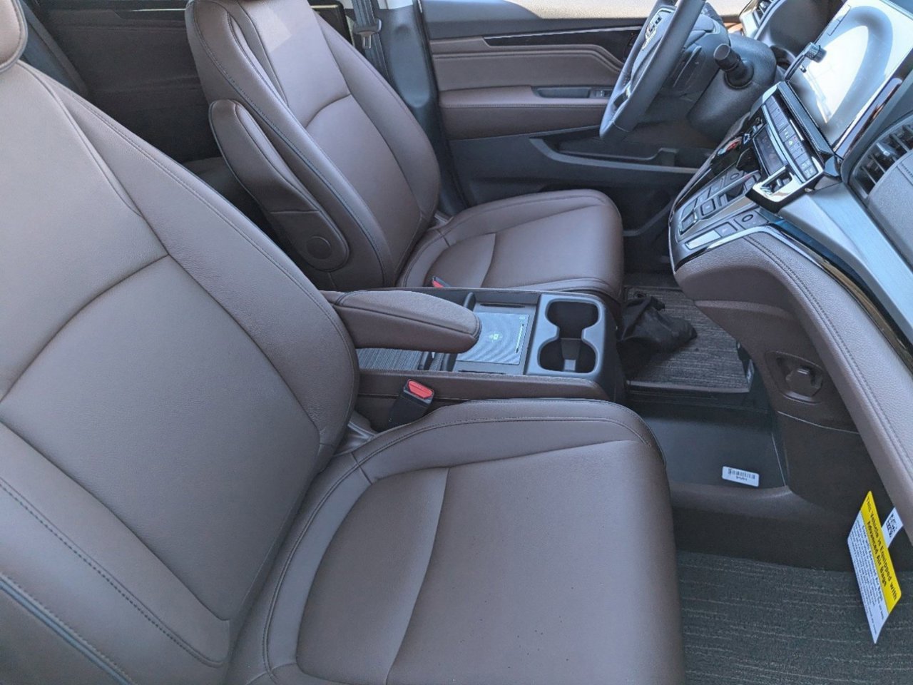 New 2027 Honda Odyssey Touring image 6
