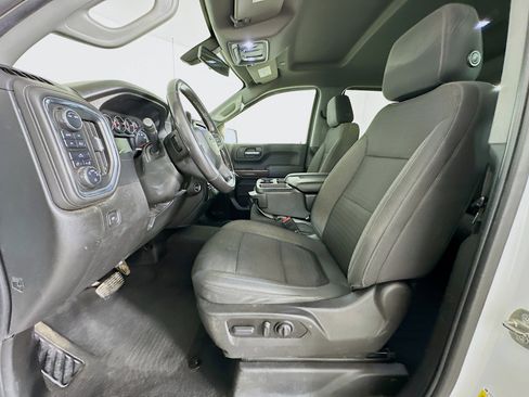 Used 2021 Chevrolet Silverado 1500 LT image 13