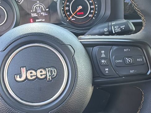Used 2024 Jeep Wrangler Sport AWD/4WD image 21