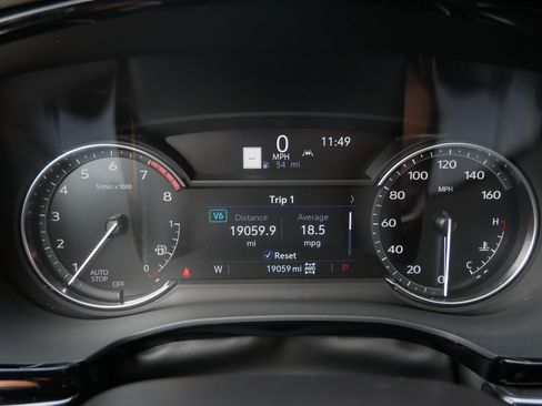 Certified 2024 Cadillac XT6 Premium Luxury AWD/4WD image 16