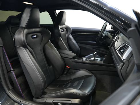 Used 2019 BMW M4 Coupe w/ Competition Package image 29