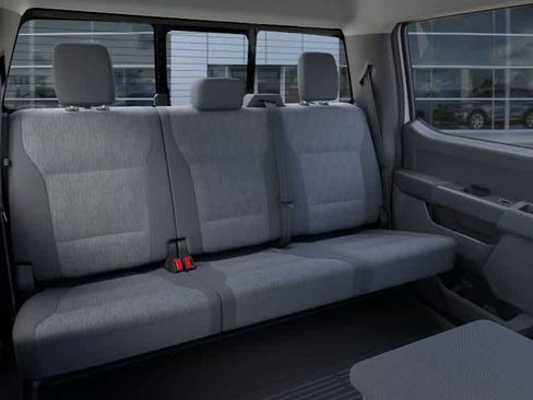 New 2026 Ford F250 XL w/ XL Chrome Package image 11