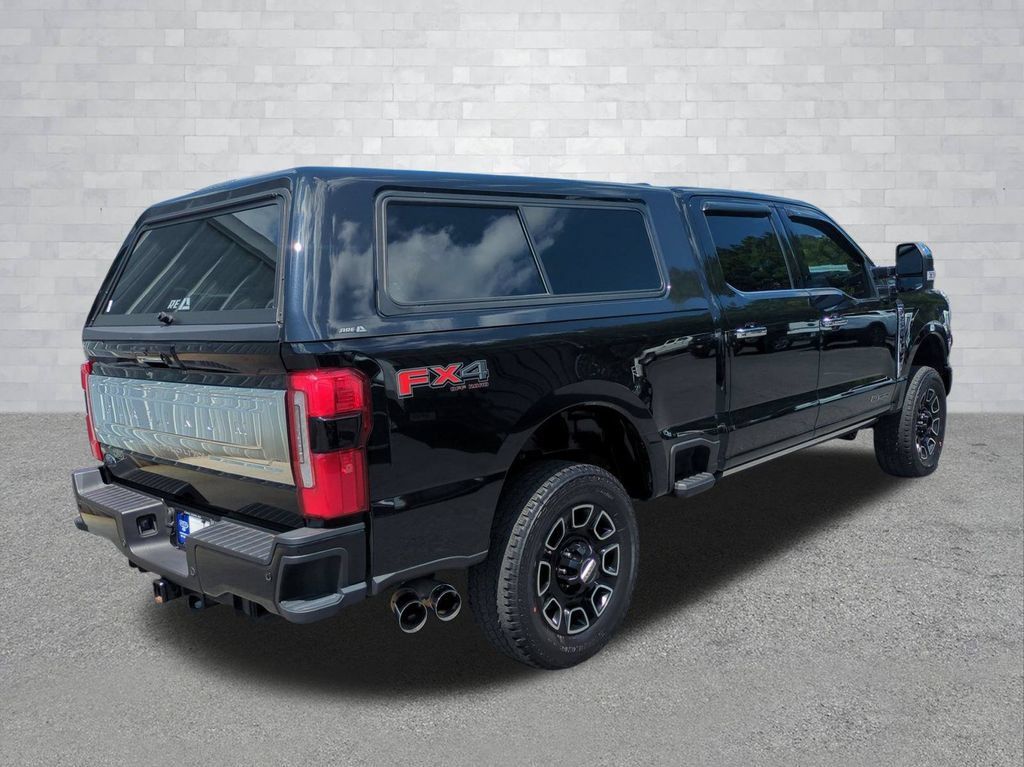 Used 2024 Ford F250 Platinum AWD/4WD image 5