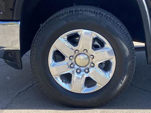 Used 2020 Chevrolet Silverado 2500 LTZ image 28