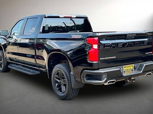Used 2020 Chevrolet Silverado 1500 Custom Trail Boss w/ Custom Convenience Package AWD/4WD image 4