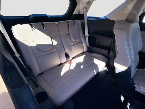 Used 2021 Ford Explorer Limited w/ Equipment Group 301A image 30