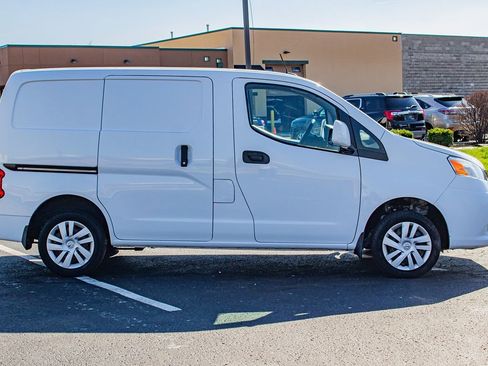 Used 2019 Nissan NV200 SV w/ Navigation Package image 11