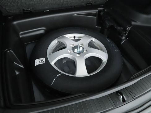 New 2026 Jeep Grand Cherokee Laredo image 18