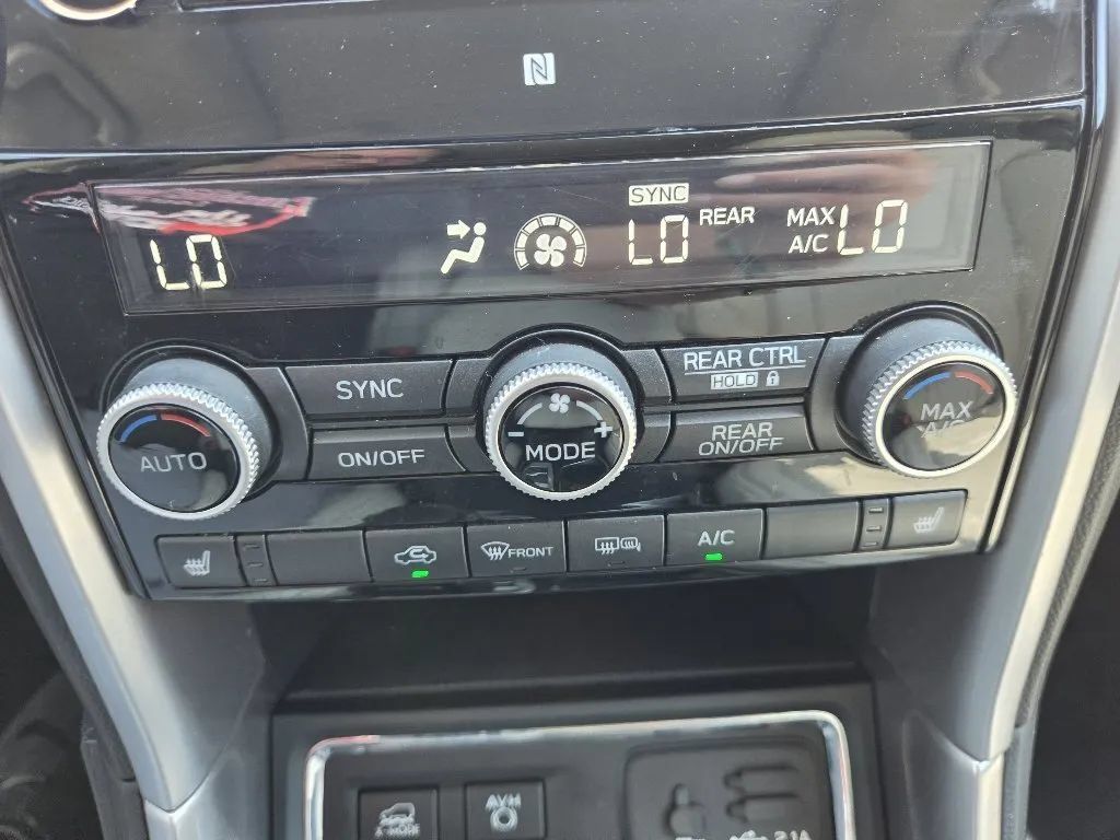 Used 2020 Subaru Ascent Premium w/ Sport Package AWD/4WD image 34