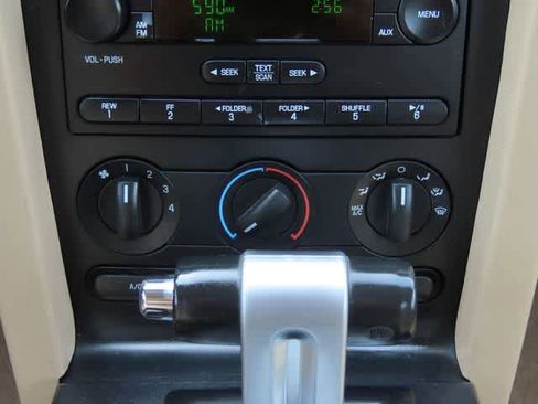 Used 2007 Ford Mustang GT Premium RWD image 18