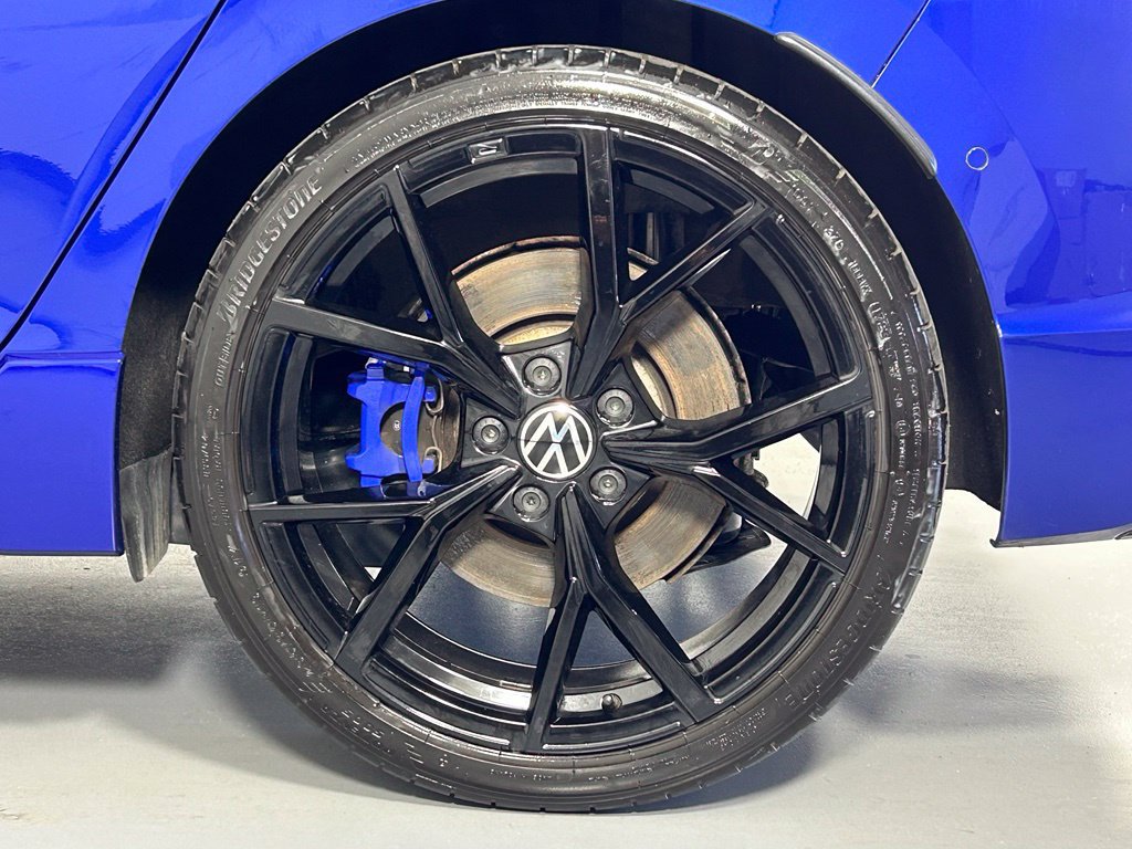 Used 2023 Volkswagen Golf AWD/4WD image 40