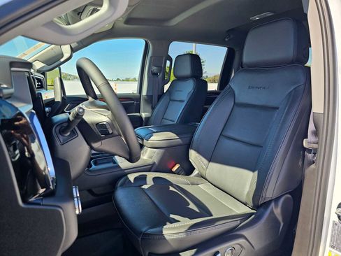 New 2026 GMC Sierra 3500 Denali AWD/4WD image 21