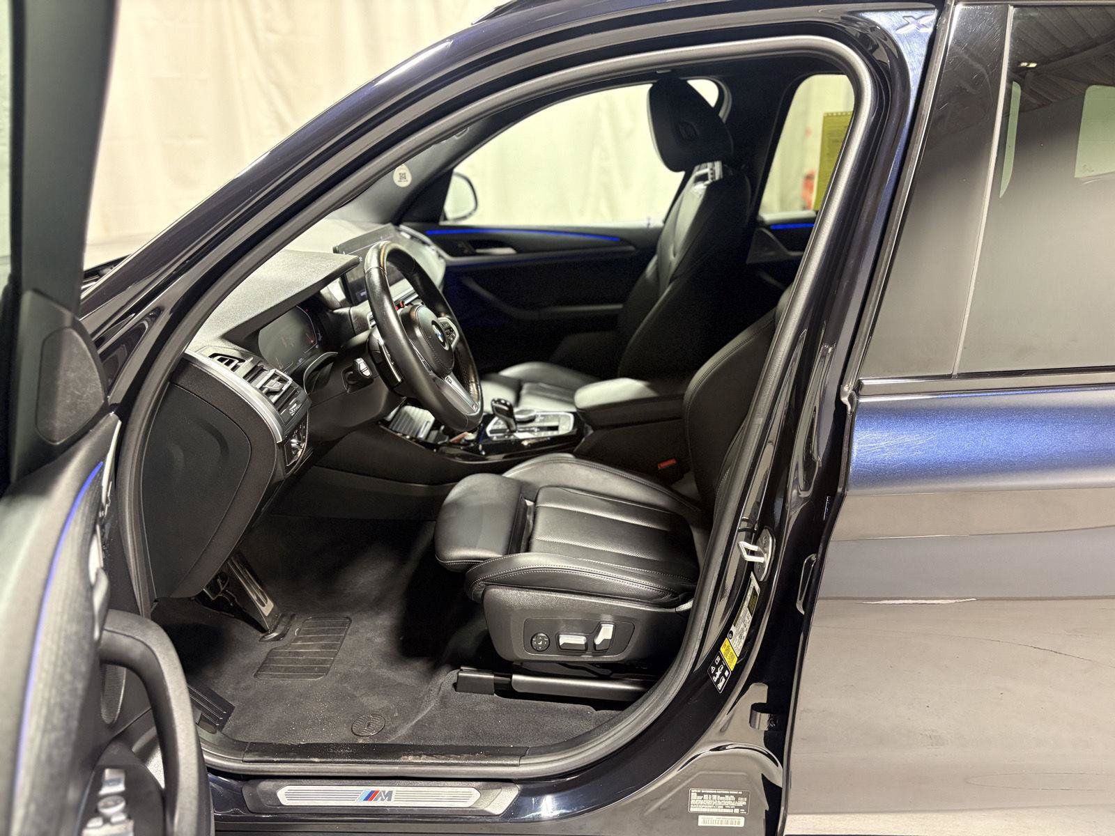 Used 2024 BMW X3 xDrive30i w/ Premium Package AWD/4WD image 2