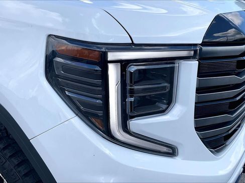 Used 2026 GMC Sierra 1500 AT4 w/ AT4 Premium Package AWD/4WD image 29