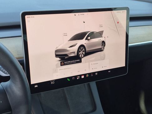 Used 2023 Tesla Model Y Long Range AWD/4WD image 29