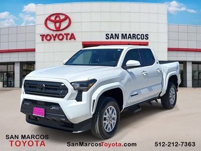New 2025 Toyota Tacoma SR5