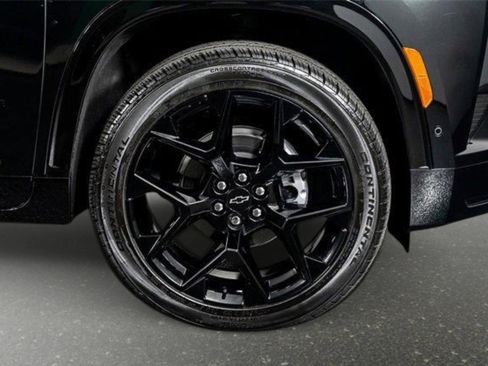 Used 2026 Chevrolet Traverse RS AWD/4WD image 13