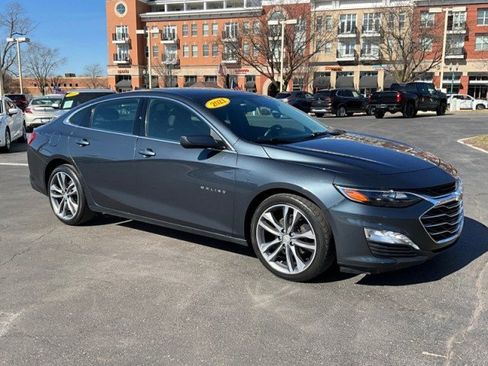 Used 2021 Chevrolet Malibu LT image 29