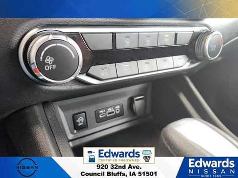 Used 2025 Nissan Sentra SV FWD image 26