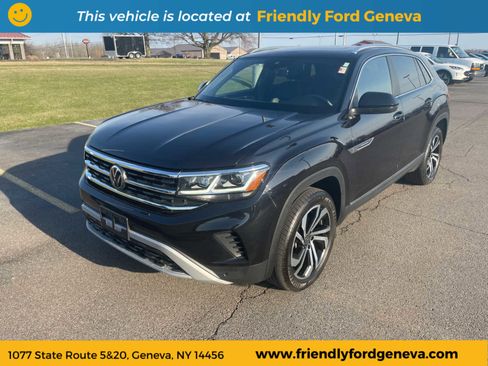Used 2023 Volkswagen Atlas Cross Sport SEL image 1