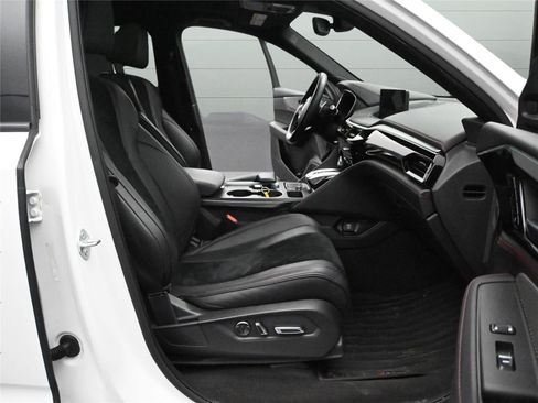 Used 2023 Acura MDX A-Spec image 17