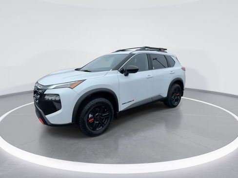 New 2026 Nissan Rogue SV AWD/4WD image 4
