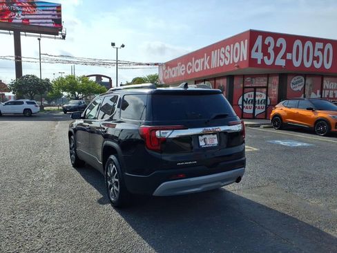 Used 2021 GMC Acadia SLE w/ Driver Convenience Package FWD image 3