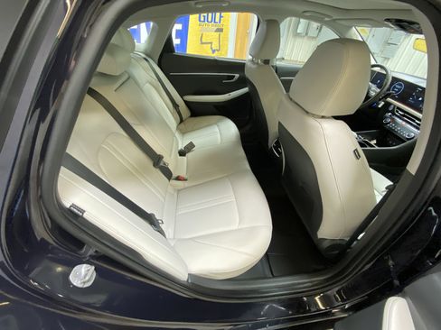 Used 2025 Hyundai Sonata Limited image 29