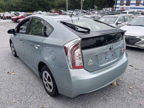 Used 2013 Toyota Prius Two FWD image 5