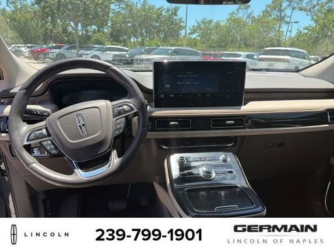 Used 2023 Lincoln Nautilus Reserve w/ Equipment Group 201A FWD image 14