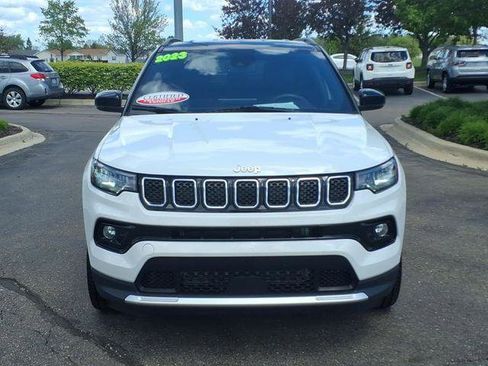 Certified 2023 Jeep Compass Limited AWD/4WD image 2
