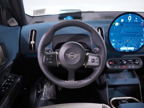 Used 2025 MINI Cooper Countryman S image 11