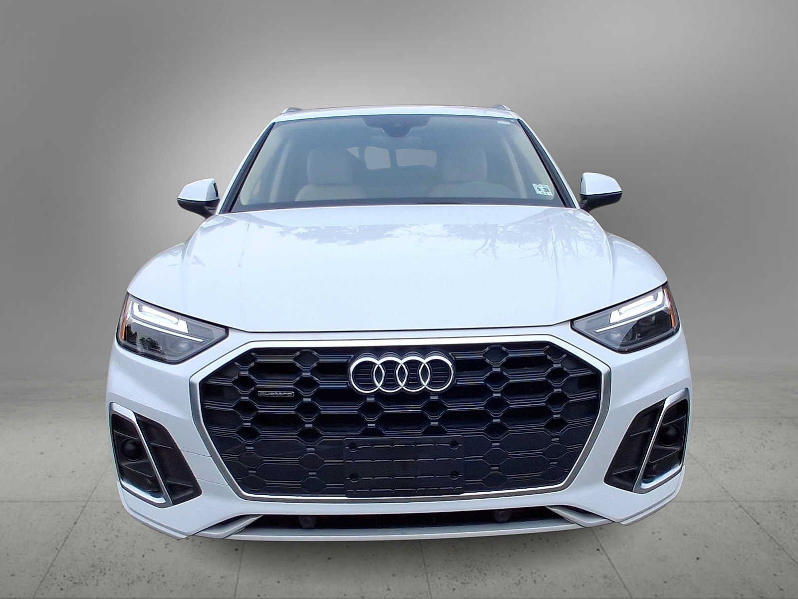Certified 2023 Audi Q5 2.0T Premium w/ Convenience Package AWD/4WD image 3