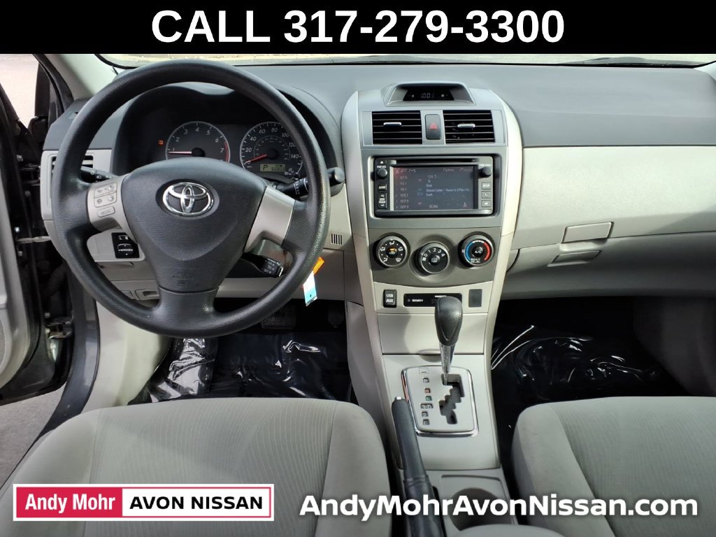 Used 2013 Toyota Corolla LE FWD image 38