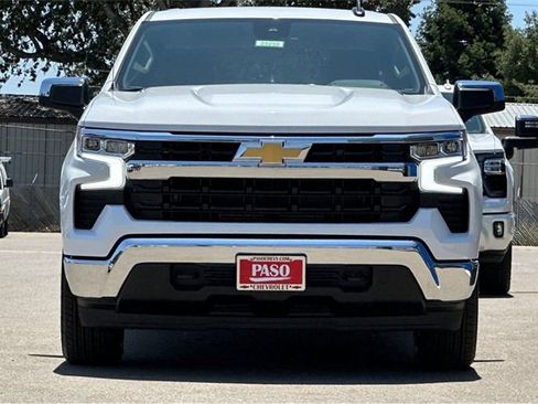 Used 2025 Chevrolet Silverado 1500 LT image 12