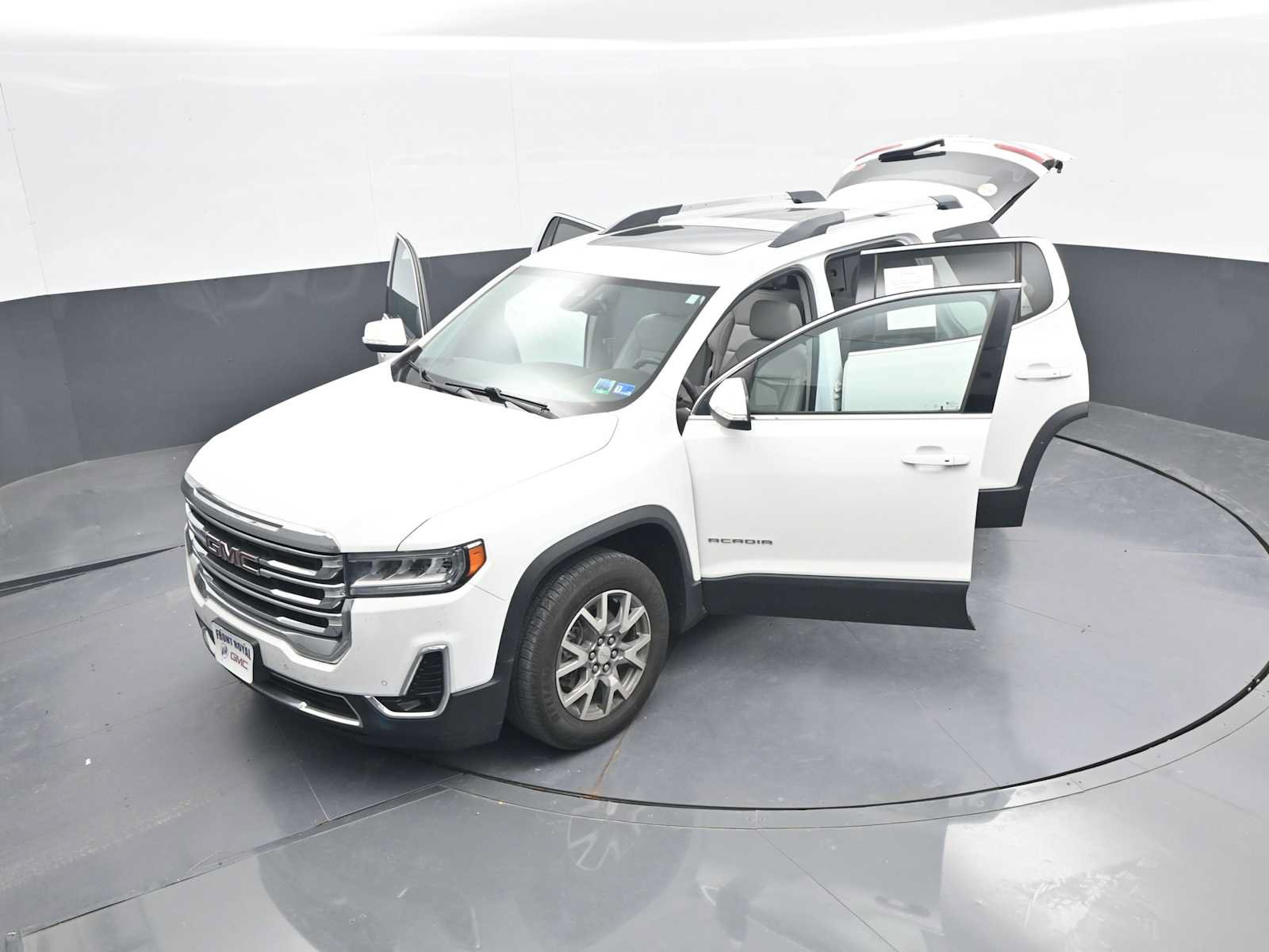Used 2021 GMC Acadia SLT w/ LPO, Floor Liner Package AWD/4WD image 51