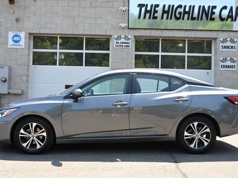 Used 2023 Nissan Sentra SV FWD image 2