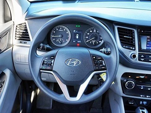 Used 2017 Hyundai Tucson SE FWD image 19