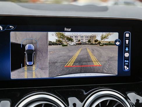 New 2025 Mercedes-Benz GLA 250 4MATIC image 30