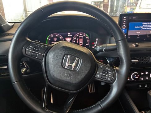 Used 2023 Honda Accord Sport image 17