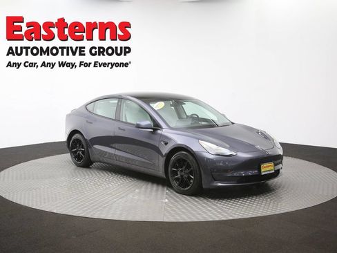 Used 2023 Tesla Model 3 Standard Range RWD image 44